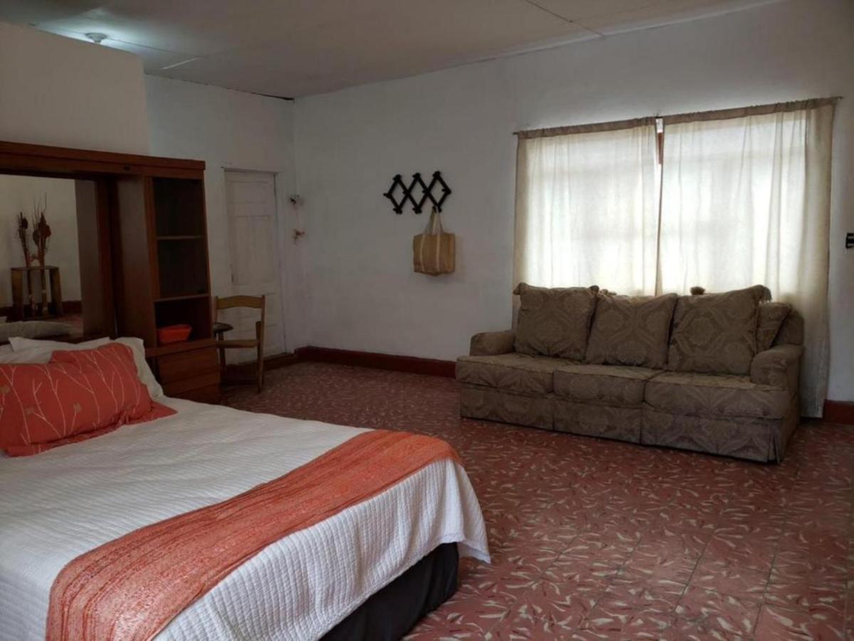Ikali Hostel مونتيري المظهر الخارجي الصورة